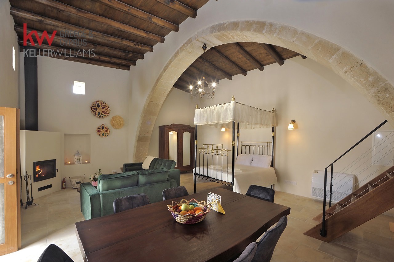 For rent, Agios Theodoros, Villa 200 sqr.m.