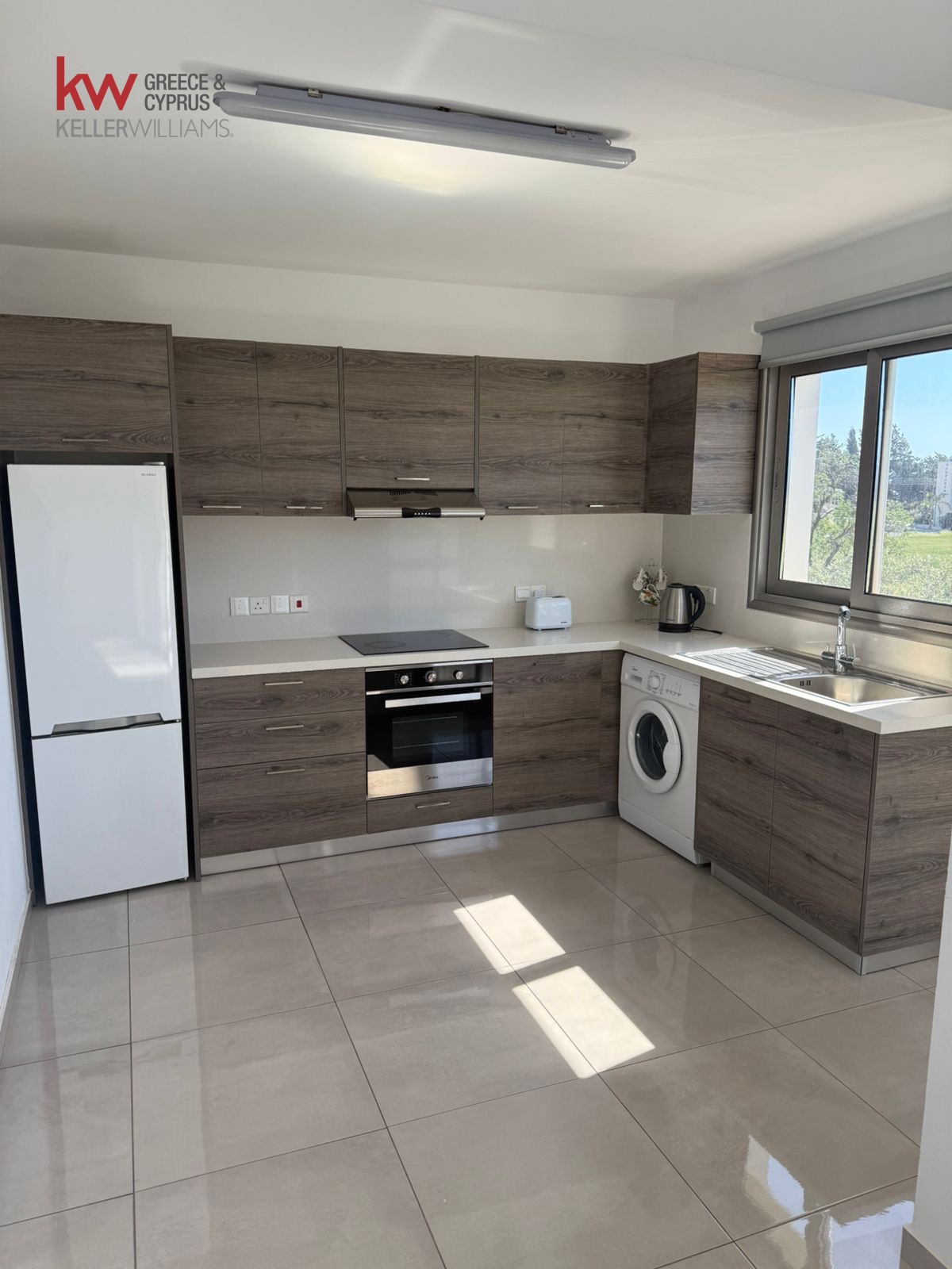 2-bed renovated apartment in Meneou, Larnaca photo 3