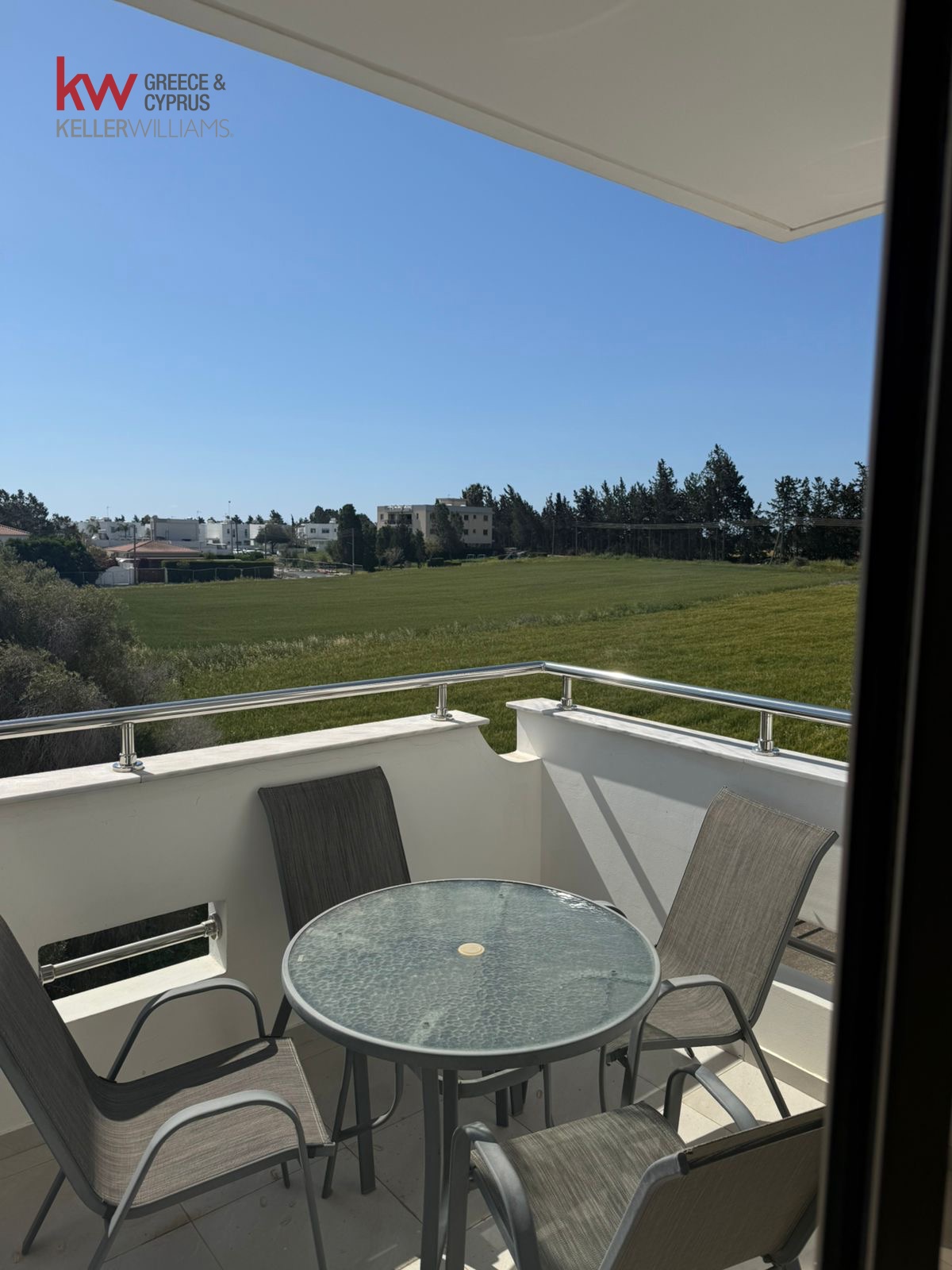2-bed renovated apartment in Meneou, Larnaca photo 7