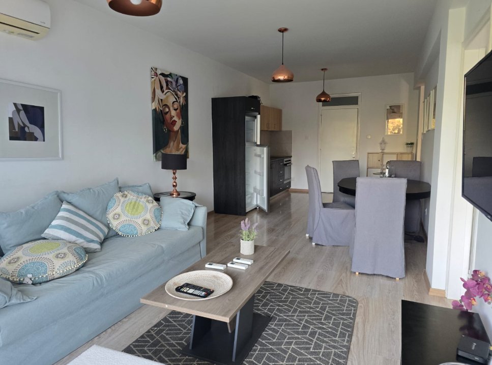 Modern 2-Bedroom Apartment in Agia Zoni, Limassol