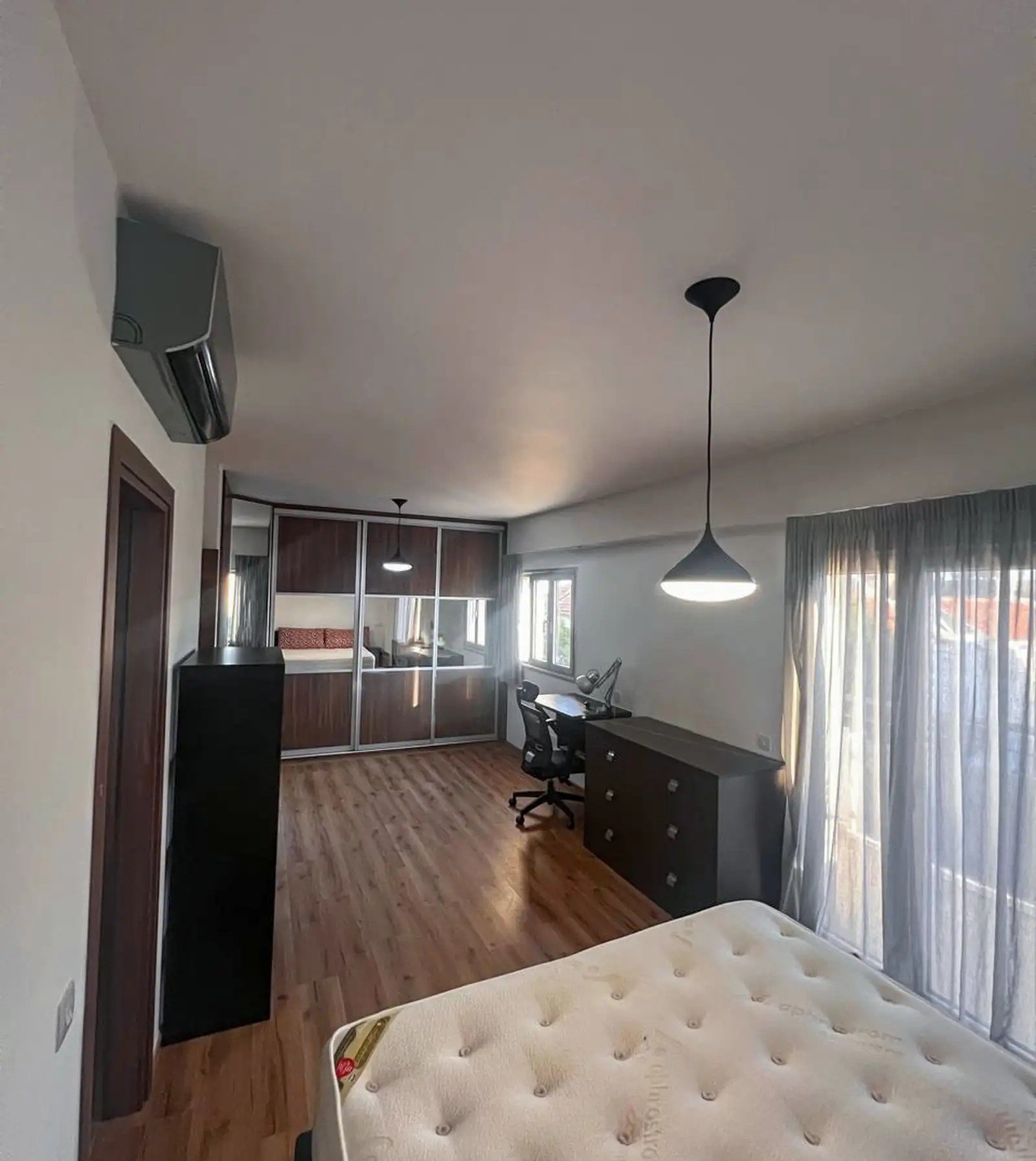 1-bed furnished apartment in Potamos Germasogeias, Limassol photo 5