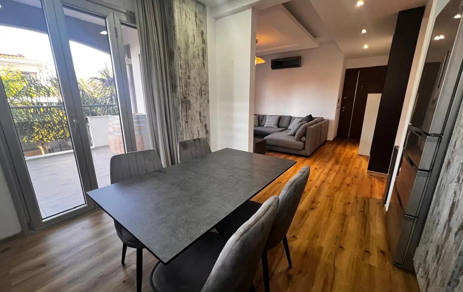 1-bed furnished apartment in Potamos Germasogeias, Limassol photo 3