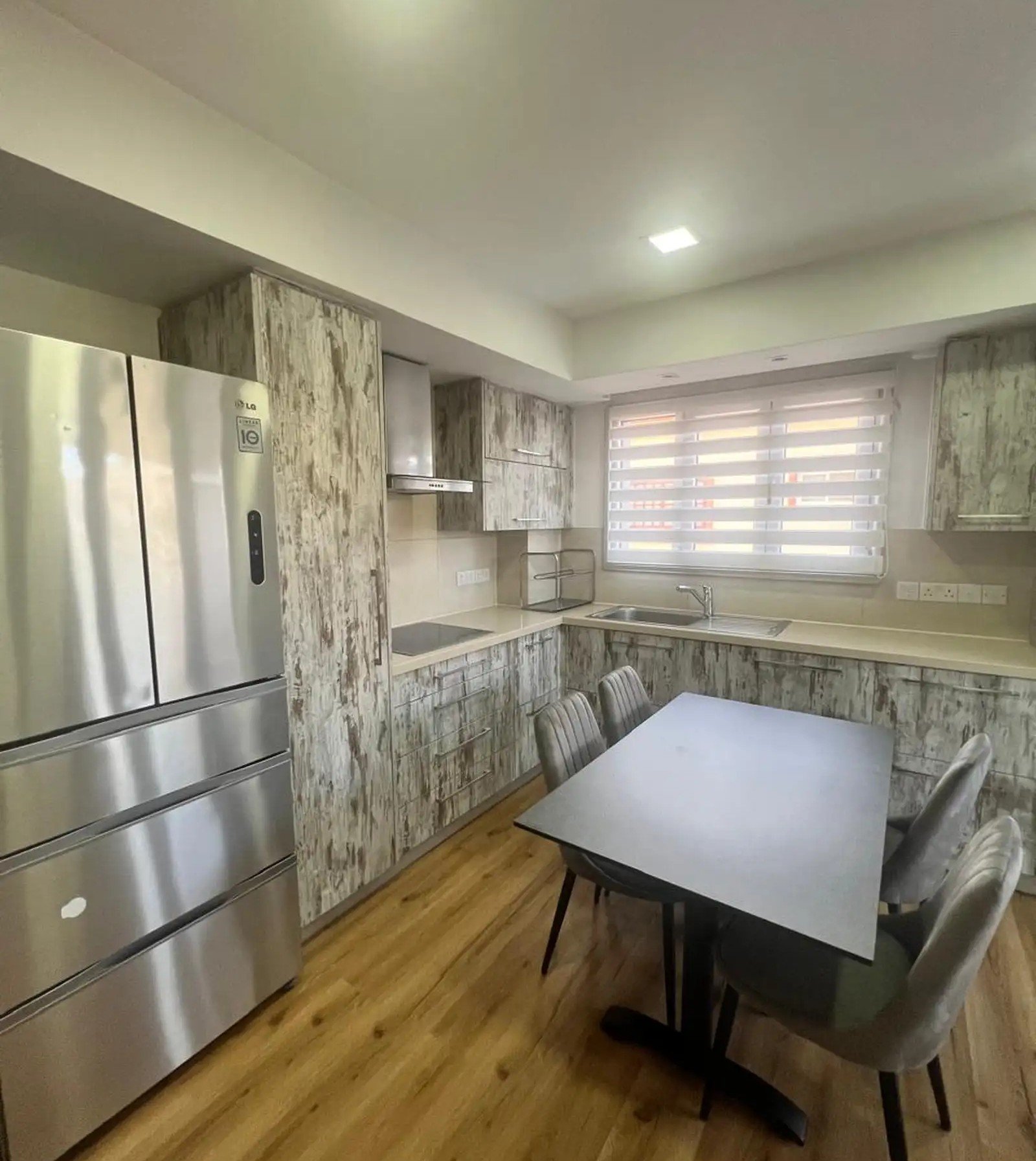 1-bed furnished apartment in Potamos Germasogeias, Limassol photo 4