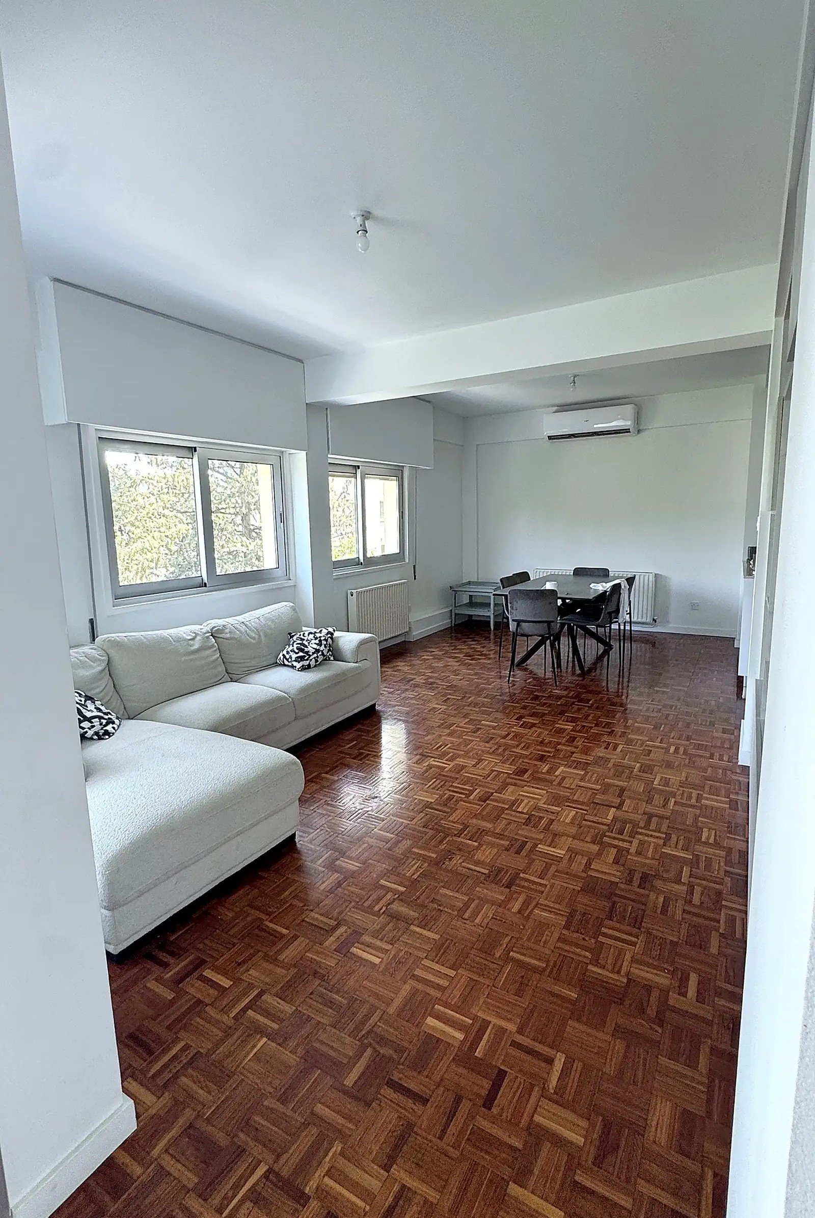 Modern 3-Bedroom Apartment in Trypiotis, Nicosia