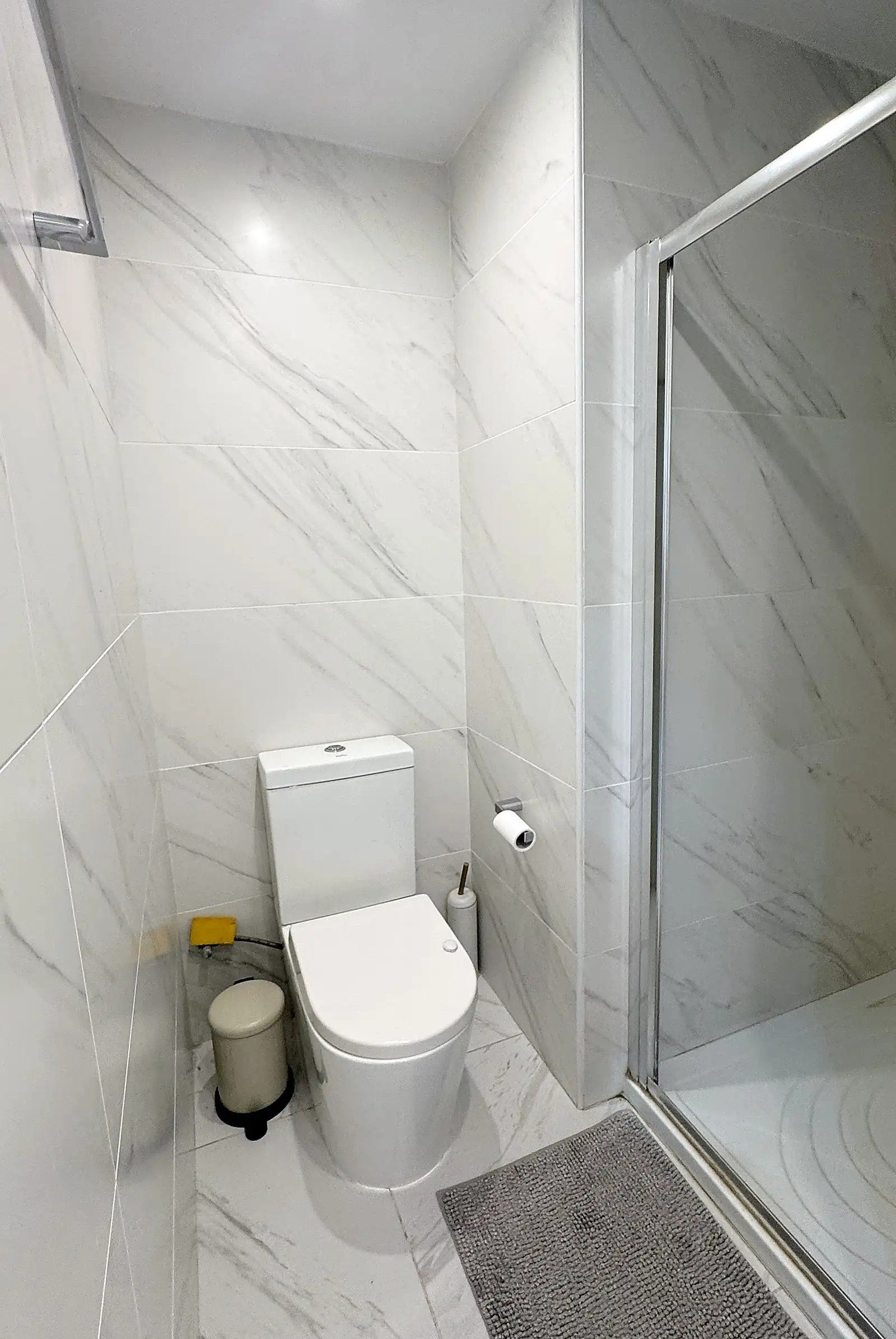 Furnished 3-bed apartment with park views in central Nicosia photo 13