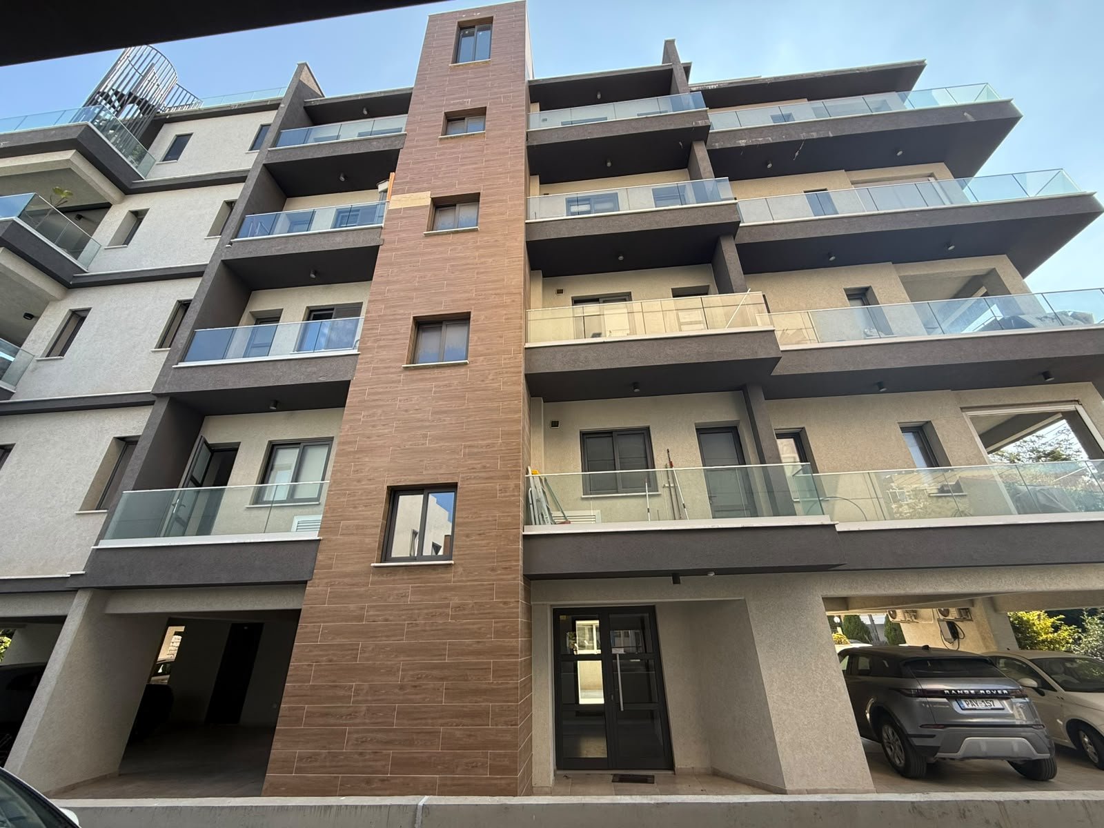 Modern 2-Bedroom Apartment in Agia Zoni, Limassol