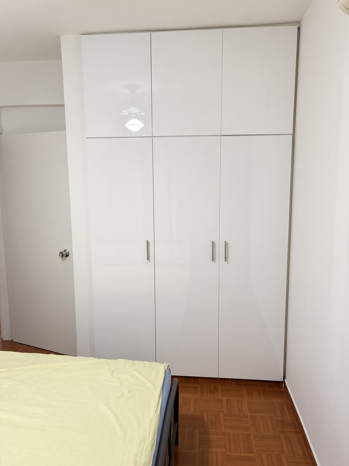 2-bed furnished apartment with pool in Agios Tychon, Limassol photo 8