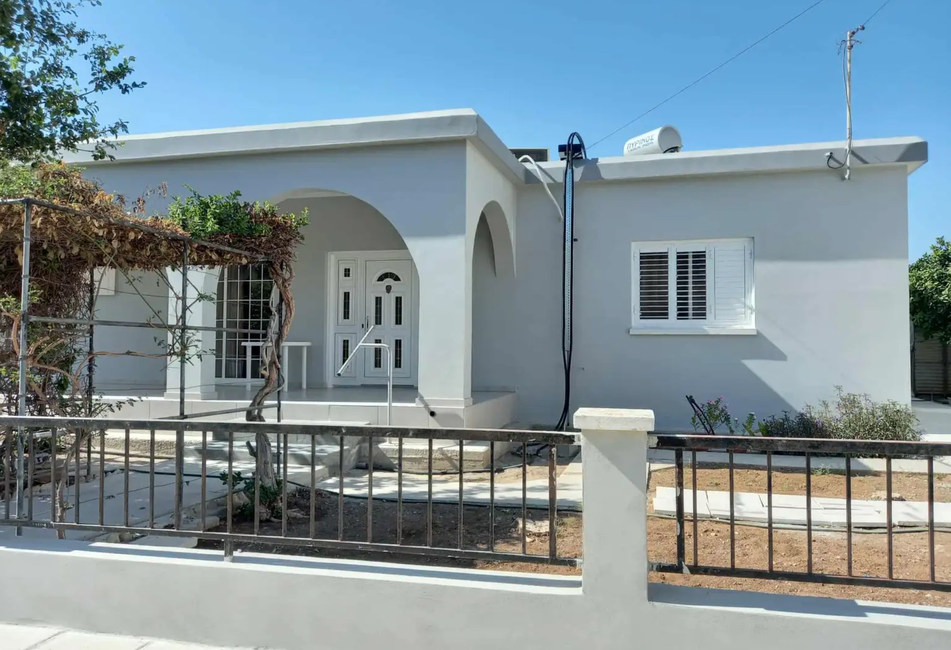 Modern 2-Bedroom House in Perivolia, Larnaca