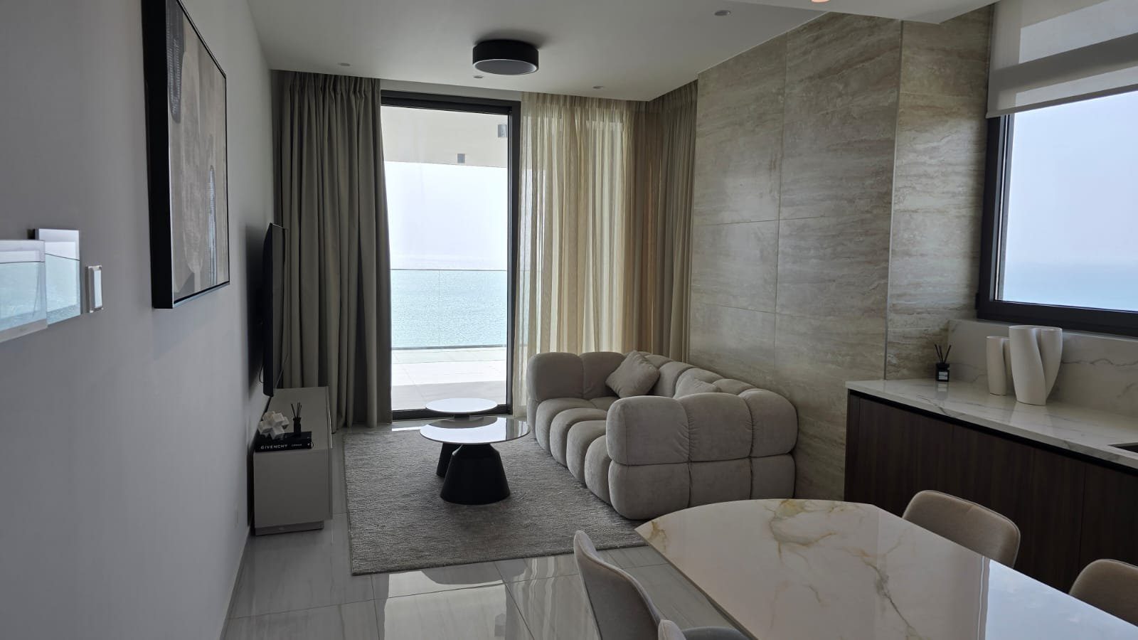 Modern 2-Bedroom Apartment in Agios Tychon, Limassol