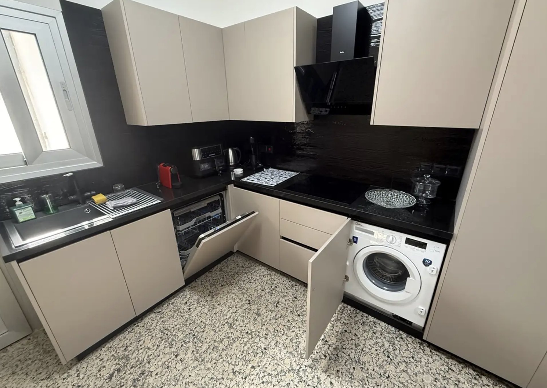 Modern 2-Bedroom House in Polemidia Kato, Limassol