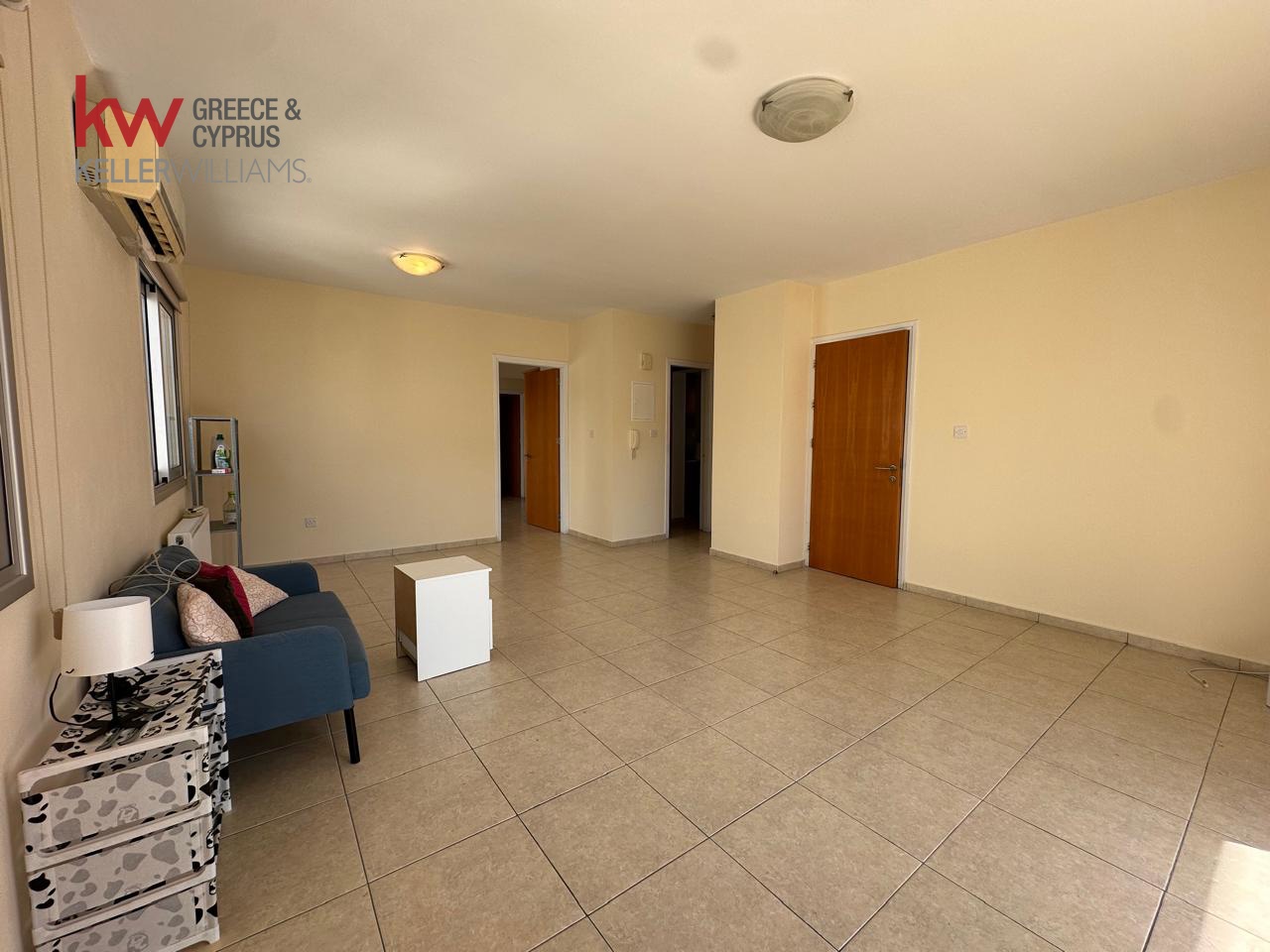 3-bed apartment with veranda on Kennedy Avenue, Nicosia photo 2