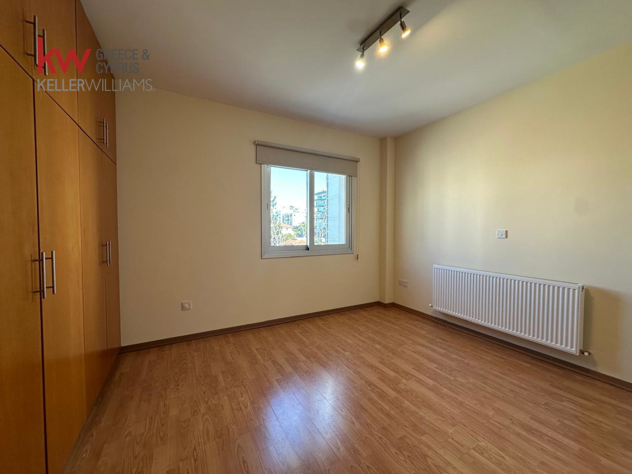 3-bed apartment with veranda on Kennedy Avenue, Nicosia photo 8