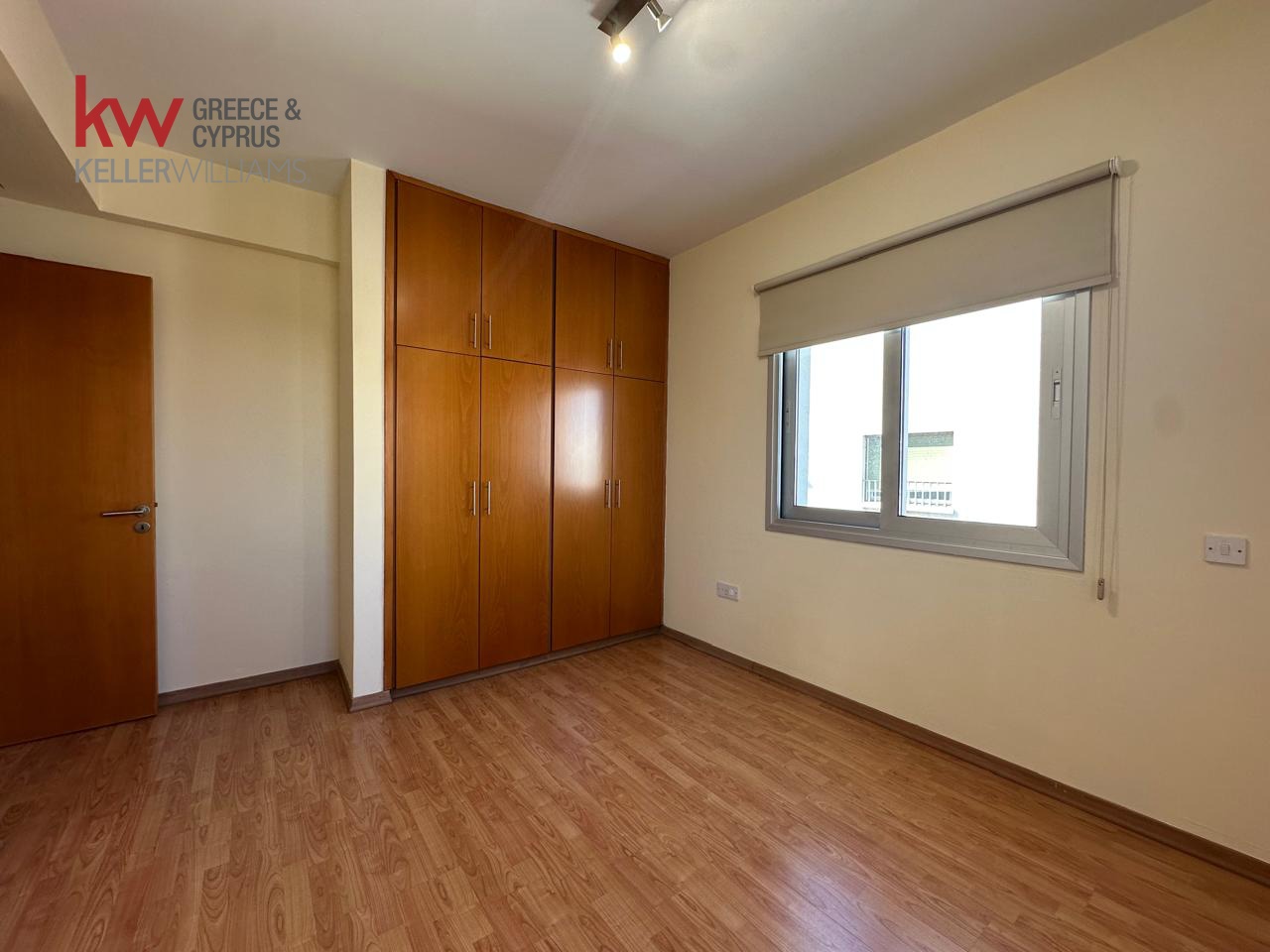3-bed apartment with veranda on Kennedy Avenue, Nicosia photo 9