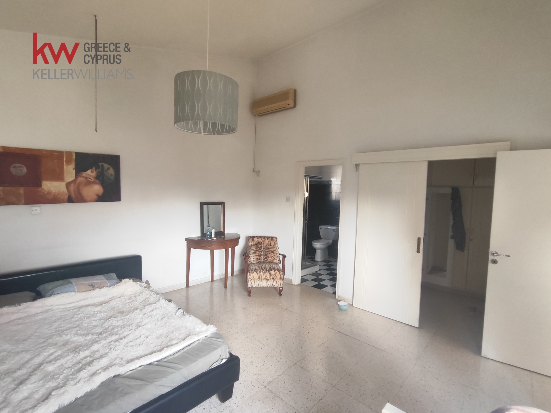 5-bed detached house near Larnaca hospital photo 12