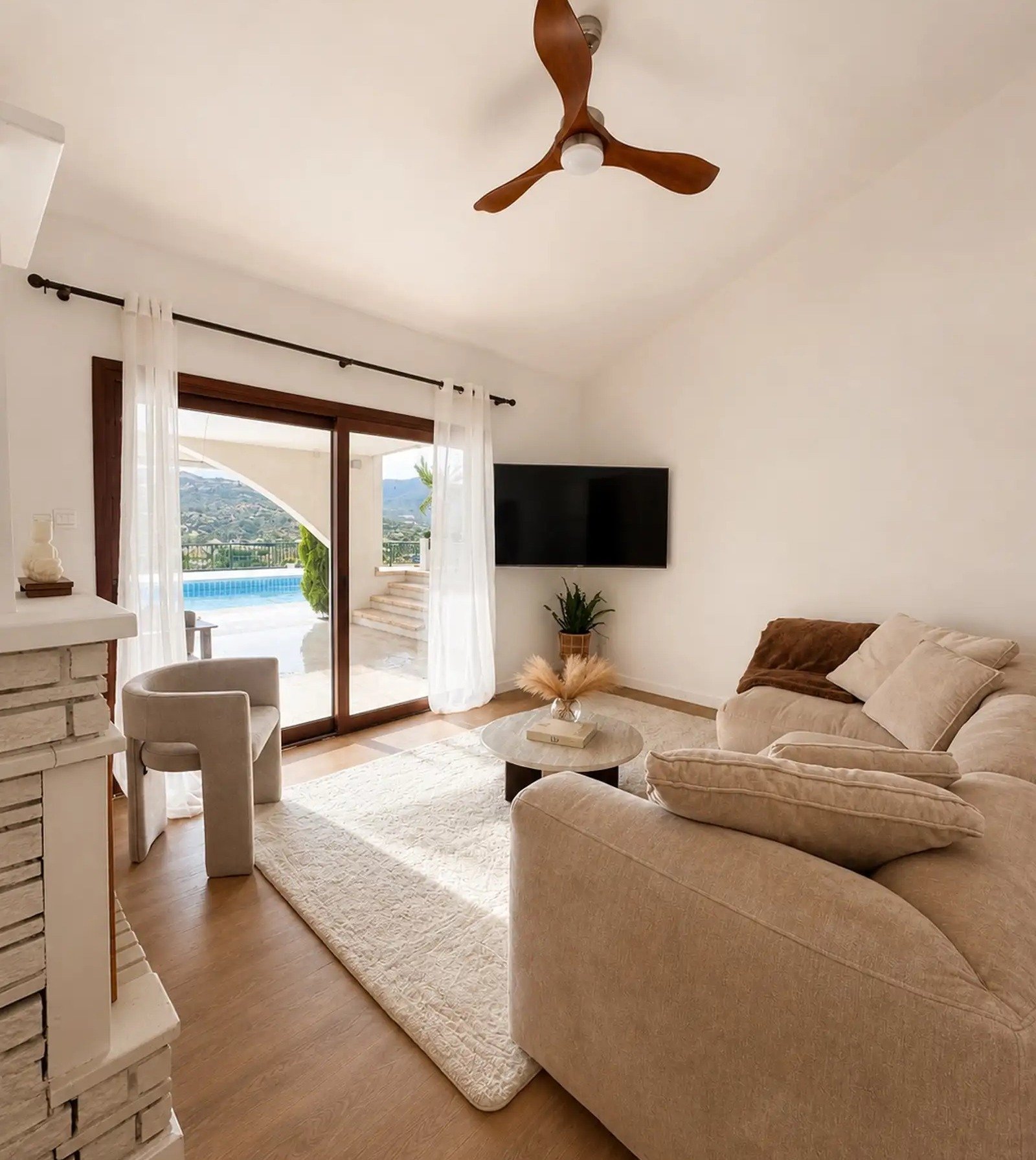 Spacious 5-Bedroom Villa in Germasogeia, Limassol