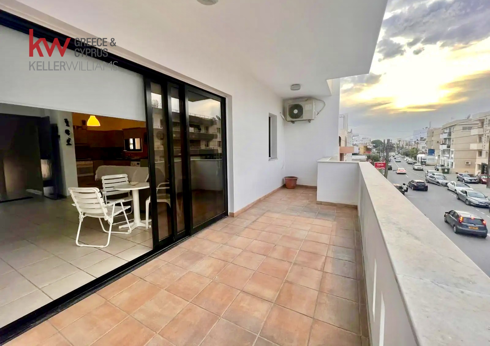 2-bed furnished apartment with balconies in Drosia, Larnaca photo 6
