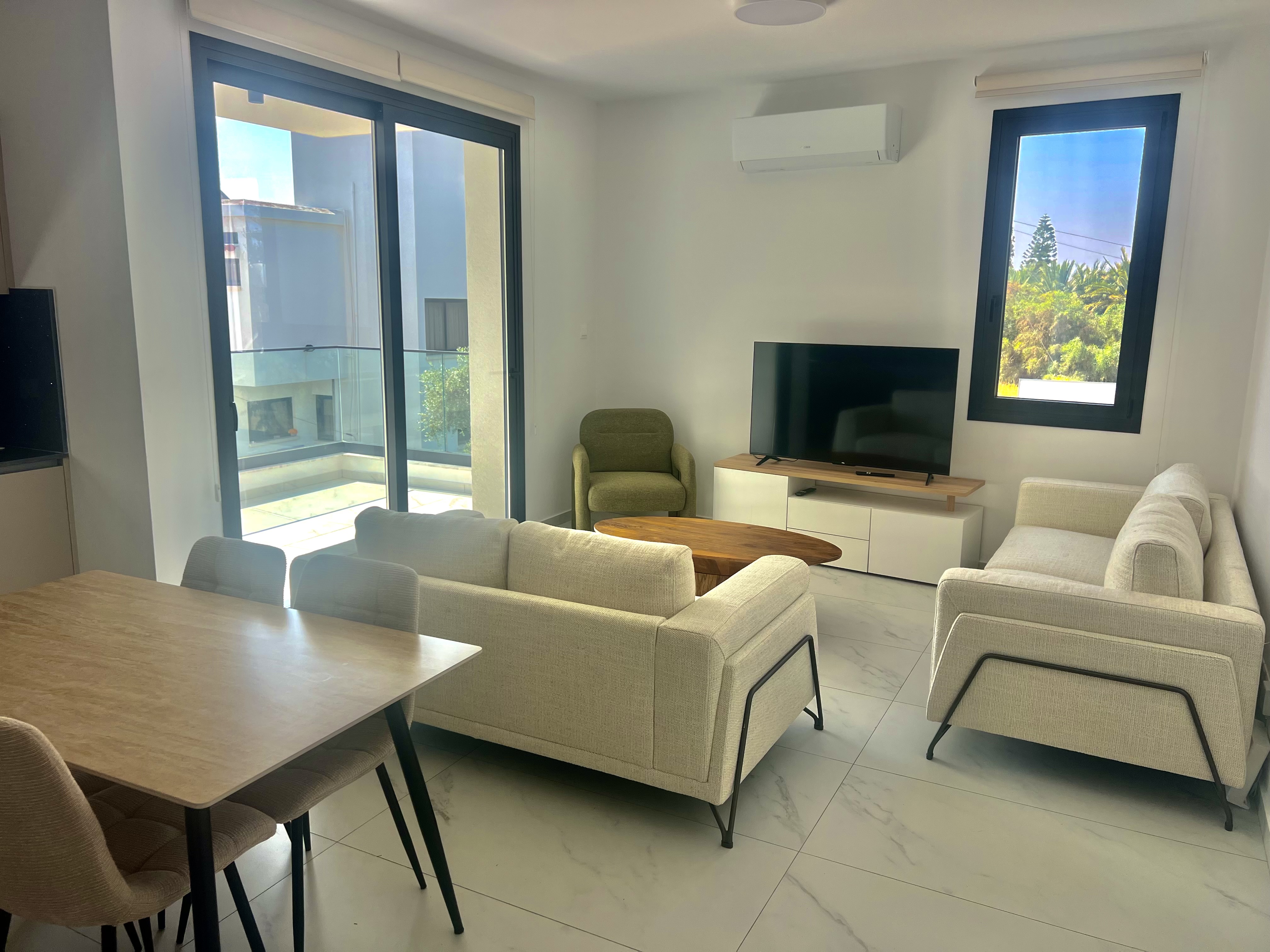 For rent, Livadia, Apartment 94 sqr.m.