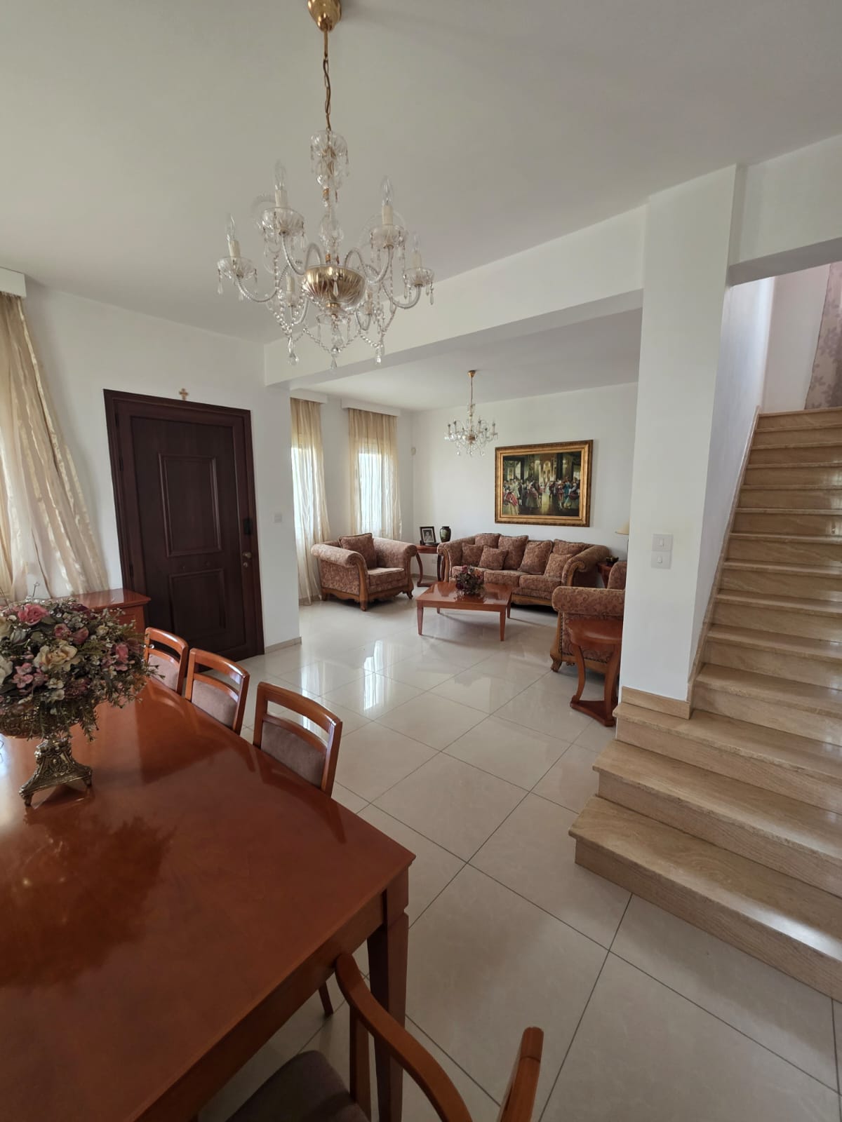 Elegant 3-bedroom house for rent in Faneromeni, Larnaca photo 4