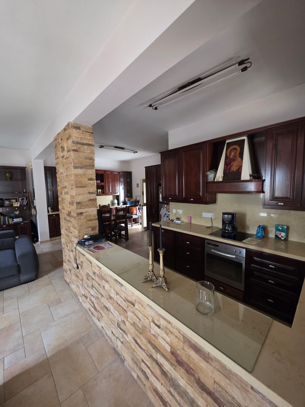 Elegant 3-bedroom house for rent in Faneromeni, Larnaca photo 3