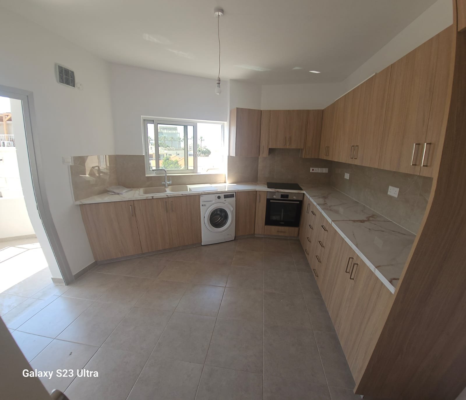 Modern 3-Bedroom Apartment in Agia Zoni, Limassol